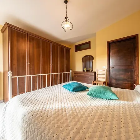 La Casetta Dei Gerani Apartment *